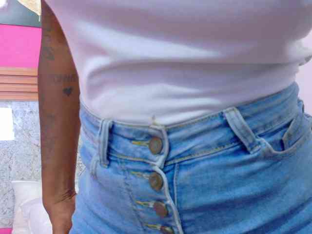 kinkyandsavage webcam