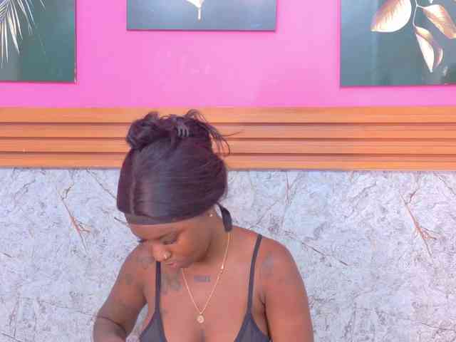 kinkyandsavage webcam