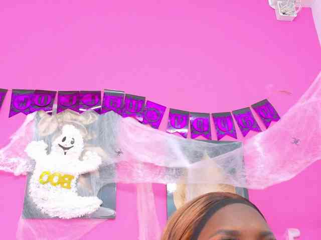 kinkyandsavage webcam