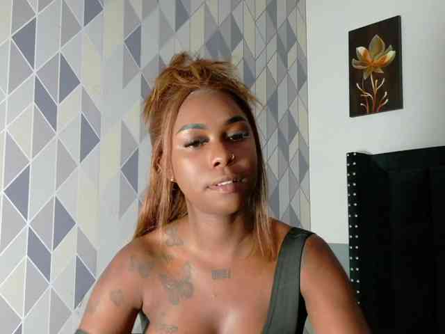 kinkyandsavage Live Webcam on BongaCams