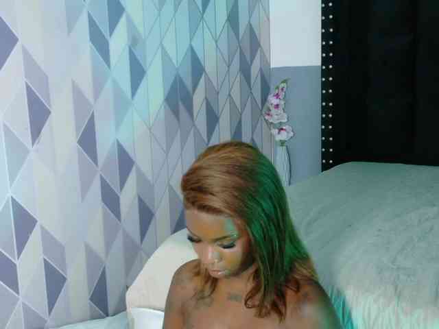 kinkyandsavage webcam