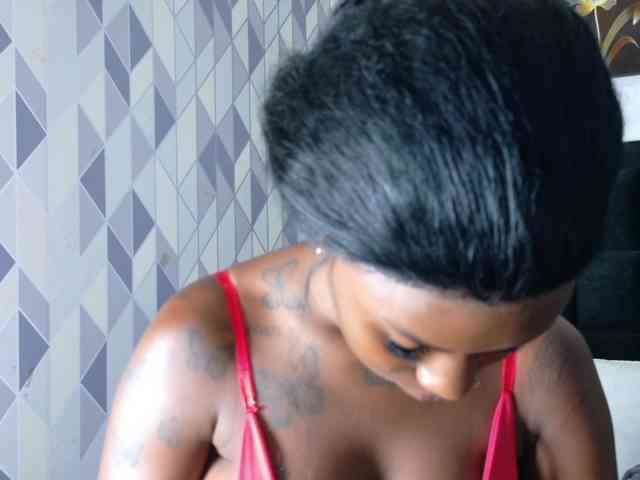 kinkyandsavage webcam