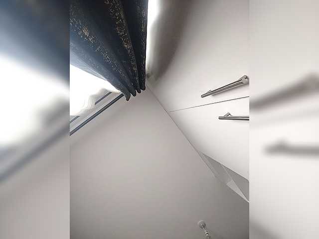 Camdolie's BongaCams show and profile