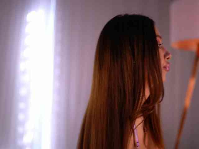 LaylaKristal webcam