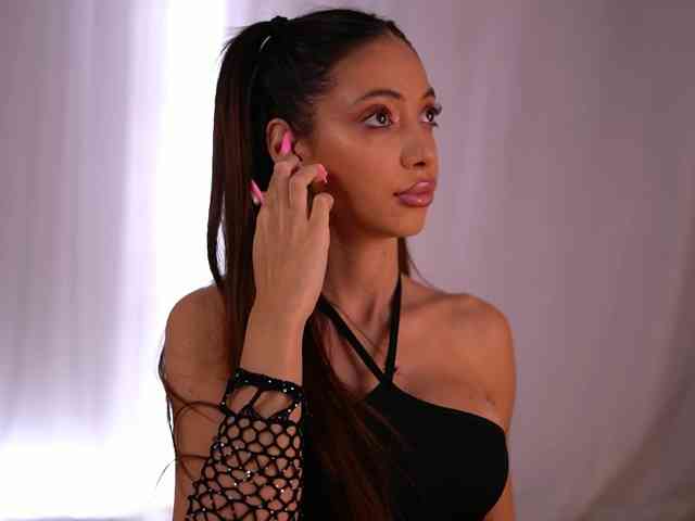 LaylaKristal webcam