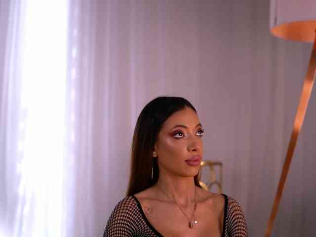LaylaKristal webcam