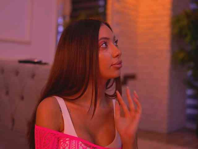 LaylaKristal webcam