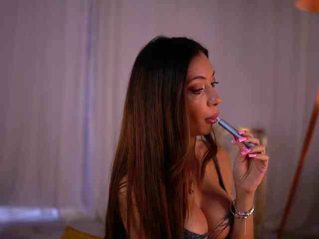 LaylaKristal webcam