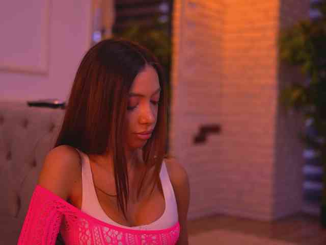 LaylaKristal webcam