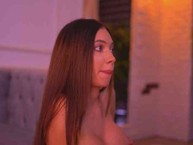 LaylaKristal webcam