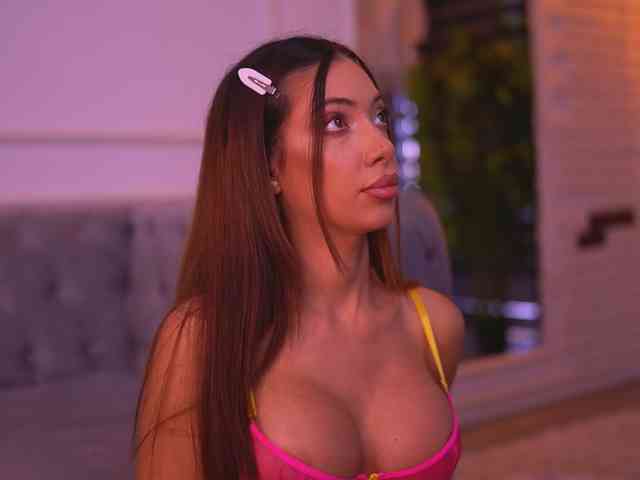 LaylaKristal webcam