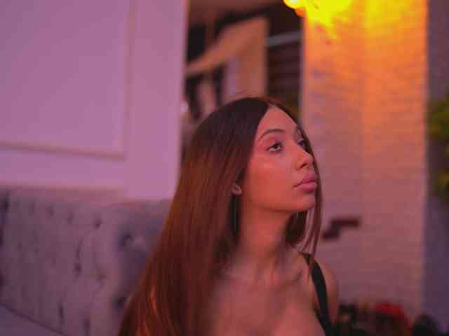 LaylaKristal webcam