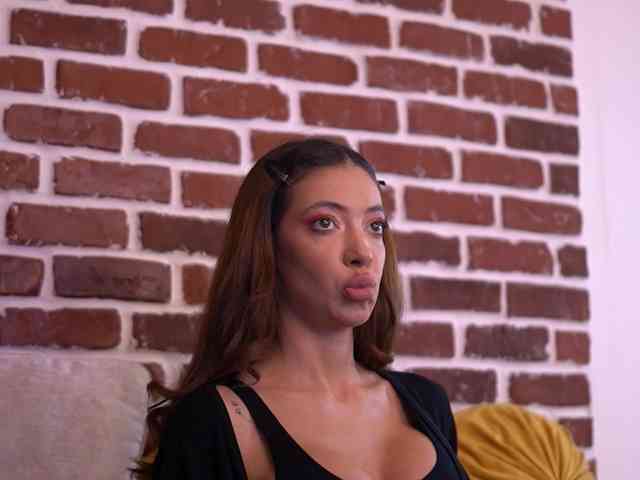 LaylaKristal webcam