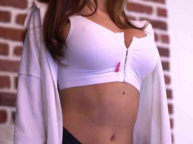 LaylaKristal webcam