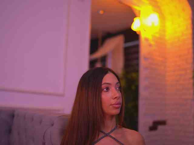 LaylaKristal webcam