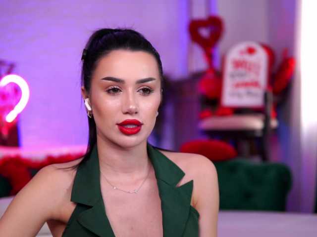 JennaDay's BongaCams show and profile