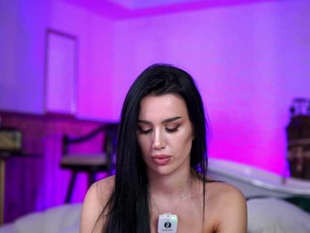 Sex chat gratuit in direct cu JennaDay pe BongaCams