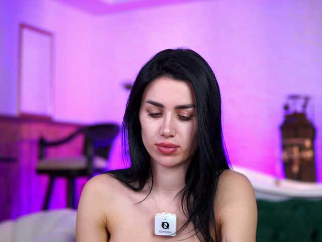 Sex chat gratuit in direct cu JennaDay pe BongaCams