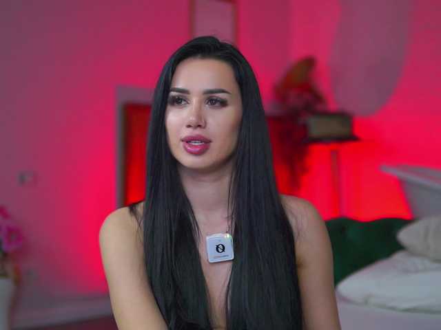 Sex chat gratuit in direct cu JennaDay pe BongaCams