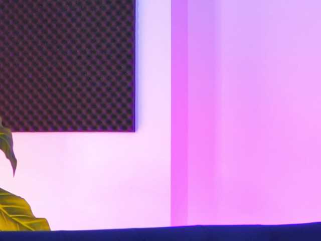 Sex chat gratuit in direct cu JennaDay pe BongaCams