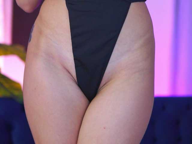 Sex chat gratuit in direct cu JennaDay pe BongaCams