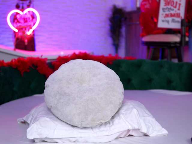 JennaDay's BongaCams show and profile