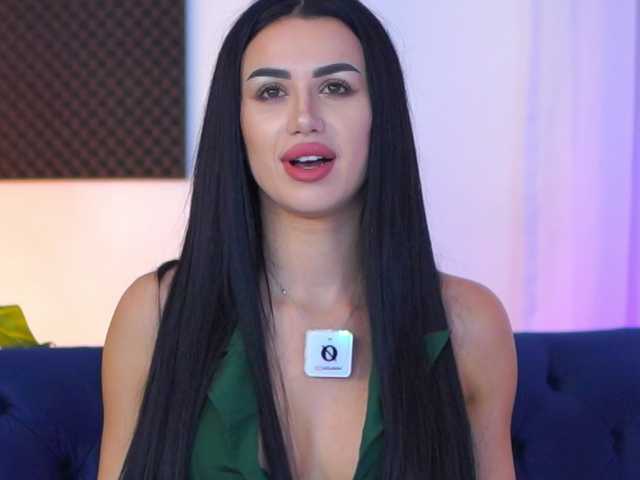 Sex chat gratuit in direct cu JennaDay pe BongaCams