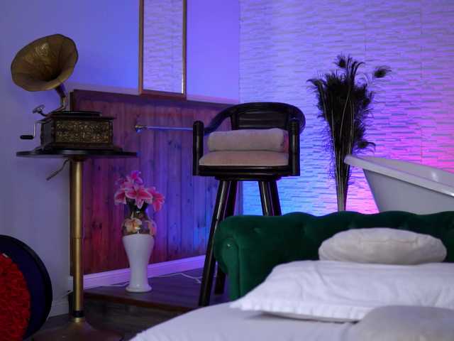 JennaDay's BongaCams show and profile