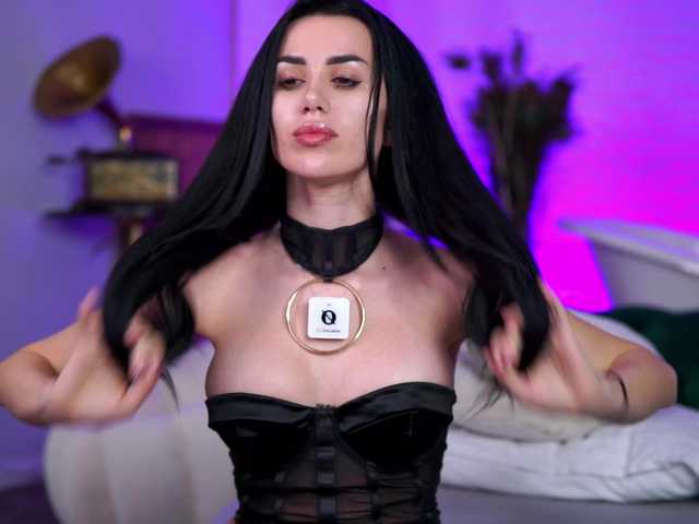 Sex chat gratuit in direct cu JennaDay pe BongaCams