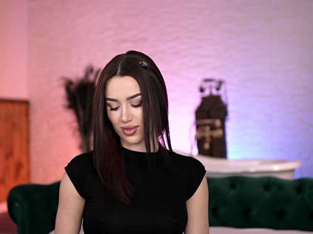 JennaDay's BongaCams show and profile