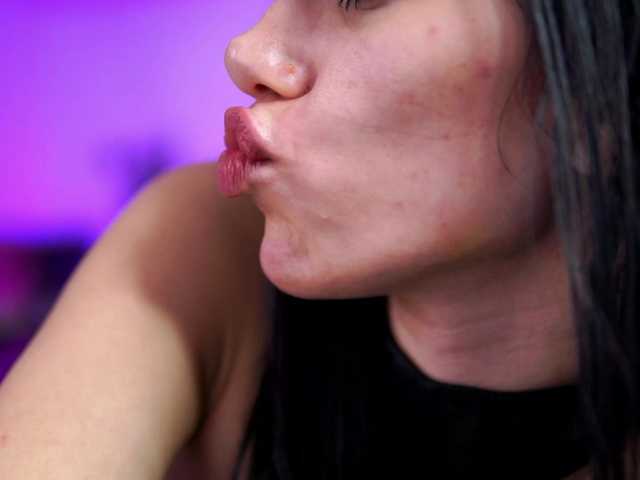 Sex chat gratuit in direct cu JennaDay pe BongaCams