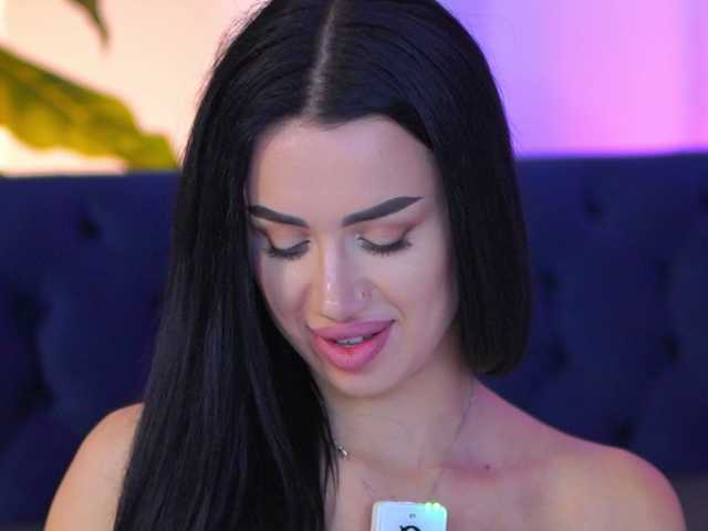 Sex chat gratuit in direct cu JennaDay pe BongaCams