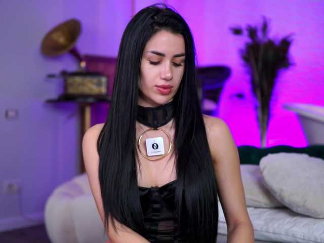 Sex chat gratuit in direct cu JennaDay pe BongaCams