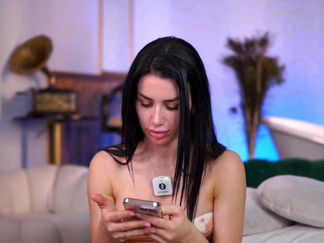 JennaDay's BongaCams show and profile