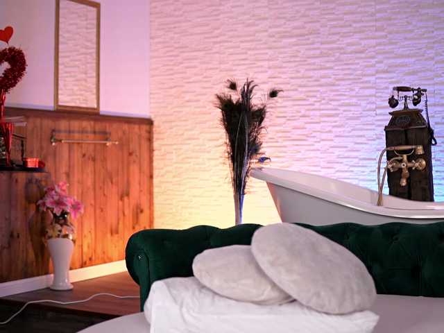 JennaDay's BongaCams show and profile