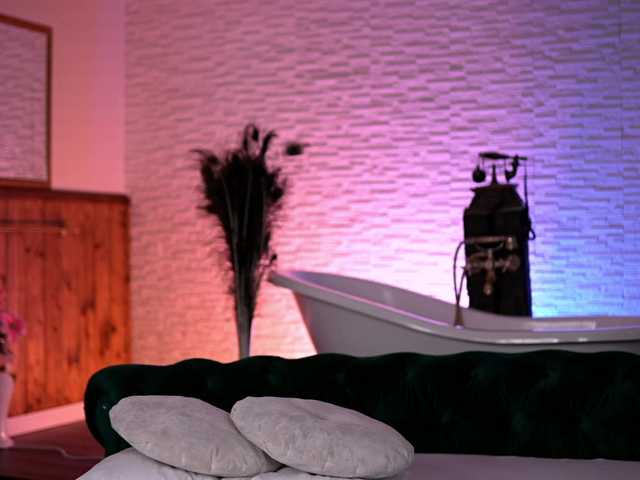 JennaDay's BongaCams show and profile