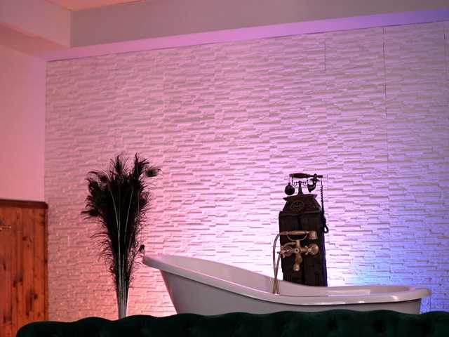 Sex chat gratuit in direct cu JennaDay pe BongaCams