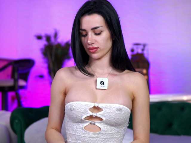 Sex chat gratuit in direct cu JennaDay pe BongaCams