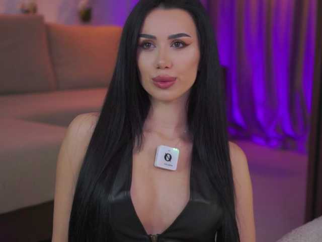 JennaDay Live Cam and Statistics on UnifiedCams