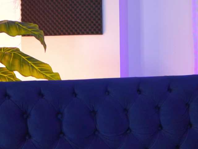 Sex chat gratuit in direct cu JennaDay pe BongaCams