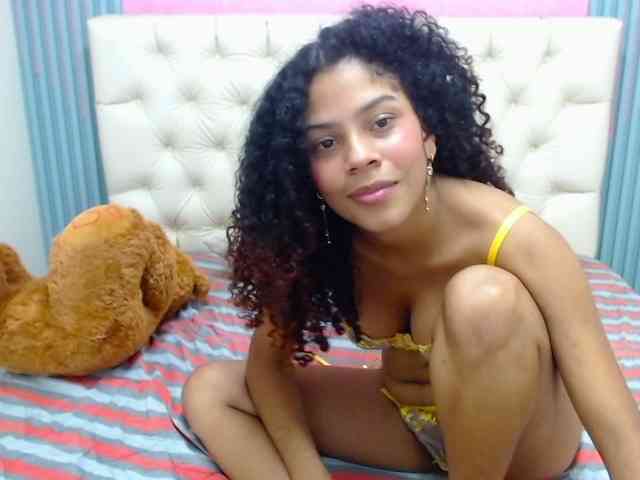 AlessandraRay webcam