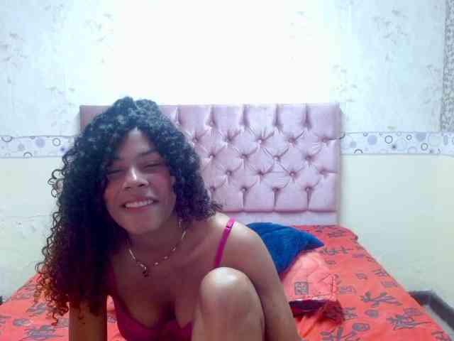 AlessandraRay webcam