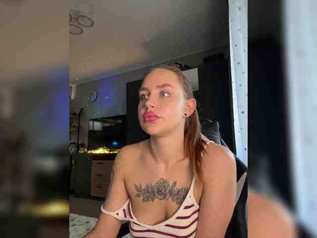 LanaKs webcam