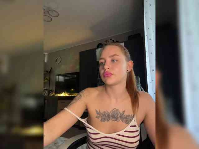 LanaKs webcam