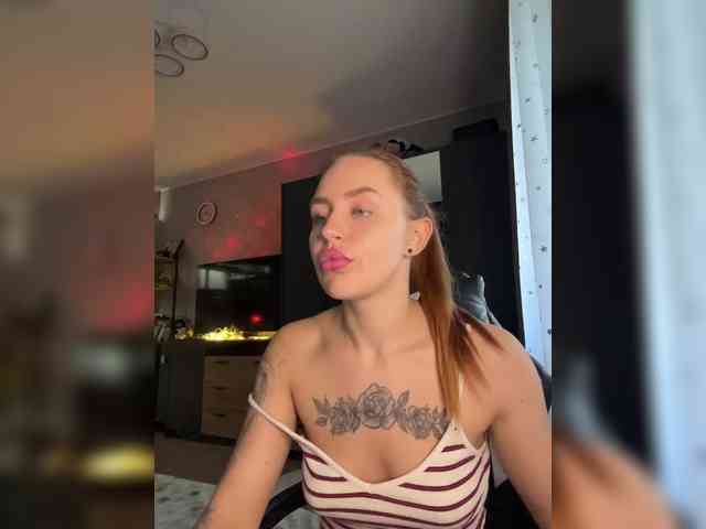 LanaKs webcam