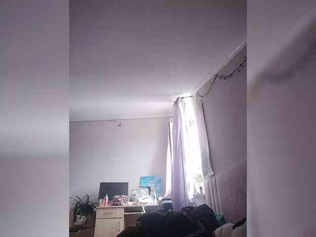 Denyse-Eliza webcam