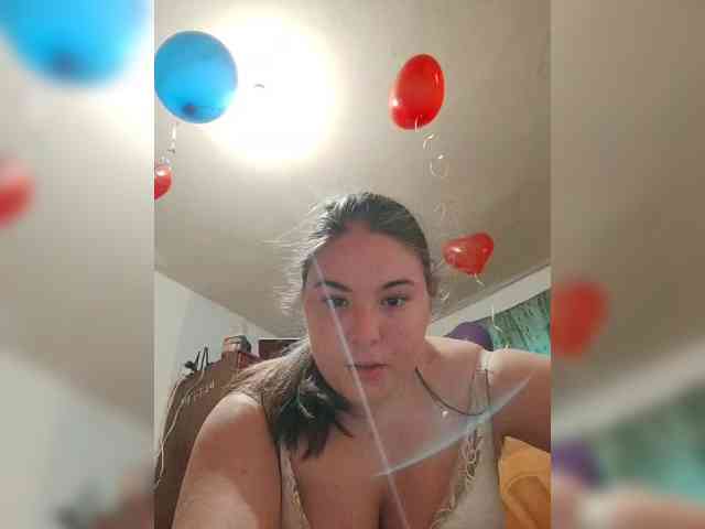 Denyse-Eliza webcam