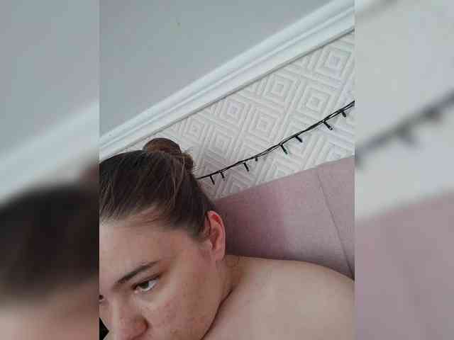 Denyse-Eliza webcam
