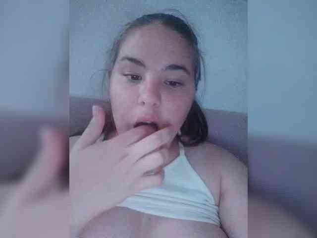 Denyse-Eliza webcam