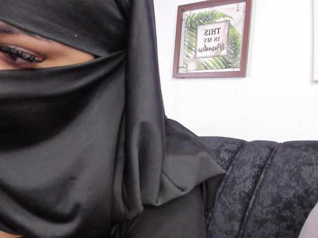 Zulema-parvin's BongaCams show and profile